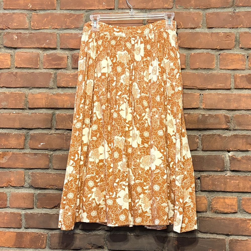 ModCloth Floral Tan and Cream Women's Skirt